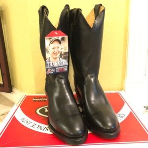 NWT Justin Black Boots